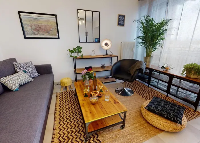 Le Marcellin - Garage - Terrasse アパート